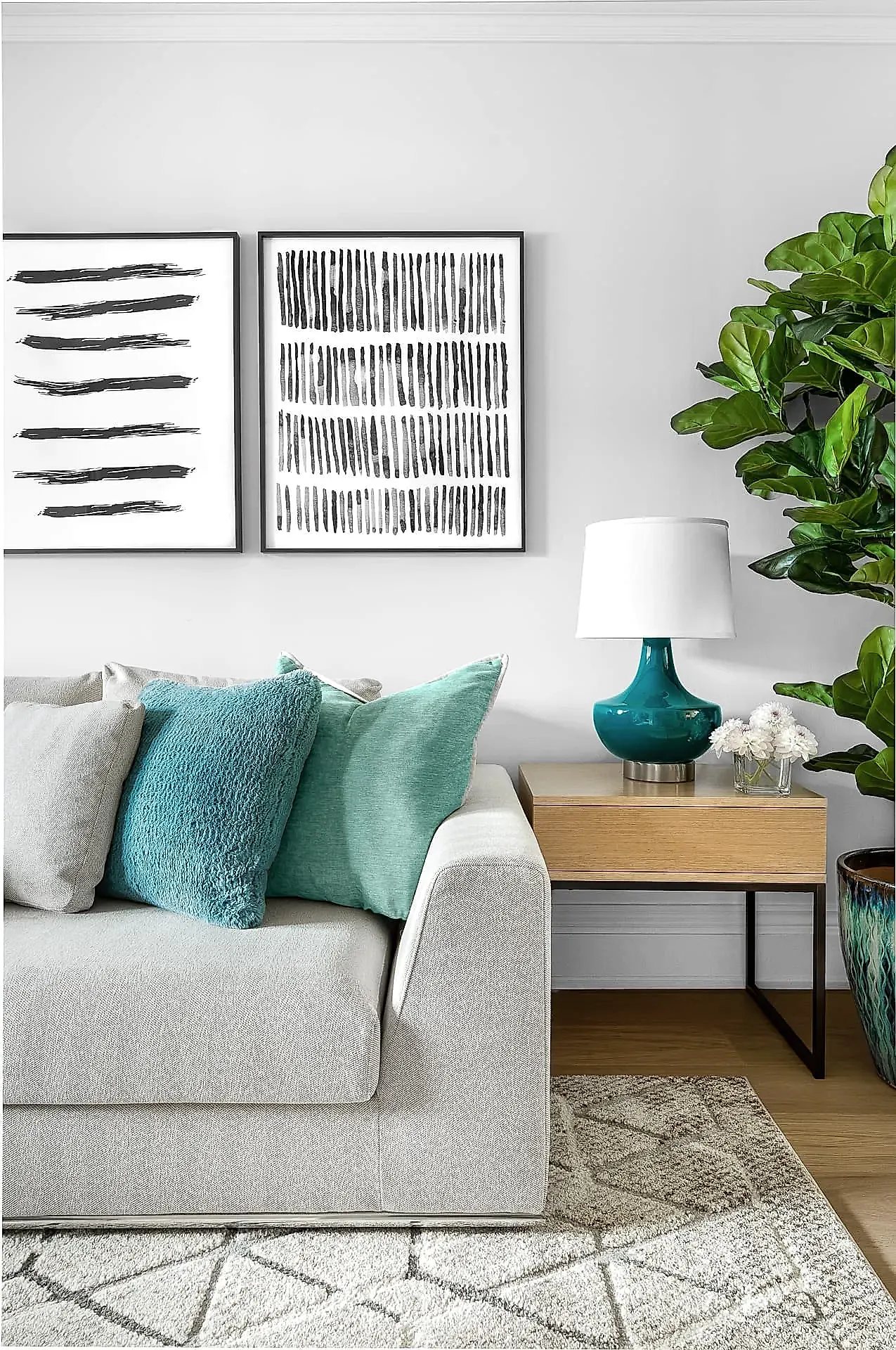 Modern living room in Lincoln Residence Toronto